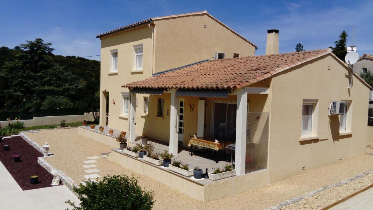 לינה וארוחת בוקר Bourg-Saint-Andéol L'Oustau Bonur מראה חיצוני תמונה